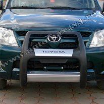 Toyota Hilux Nou Bullbar poliuretan BP061B Pret - Cere oferta