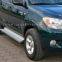 Toyota Hilux Nou Prag aluminiu argintiu PAA02 1 Pret - Cere oferta