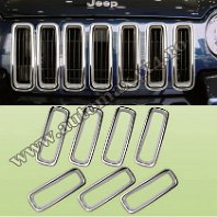 Chrysler Jeep Liberty Grilaj crom fata