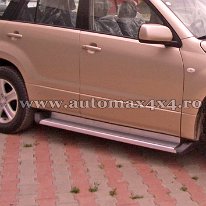 Suzuki Grand Vitara '05- Prag aluminiu argintiu PAA02