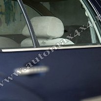 VW. Touran Chedere crom geam b
