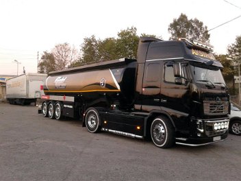 VOLVO FH16