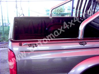 Mazda B2500 Capitonaj bena Pret - Cere oferta