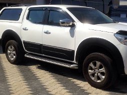 Paravanturi geam Nissan Navara D23 '14+ NP300