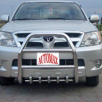 Toyota Hilux Nou Bullbar inox BC652 1