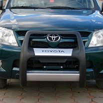 Toyota Hilux Nou Bullbar poliuretan BP061B