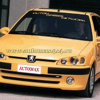 Peugeot 106 '96- Far