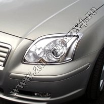 Toyota Avensis Rama crom far