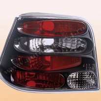 VW. Golf 4 Stop negru